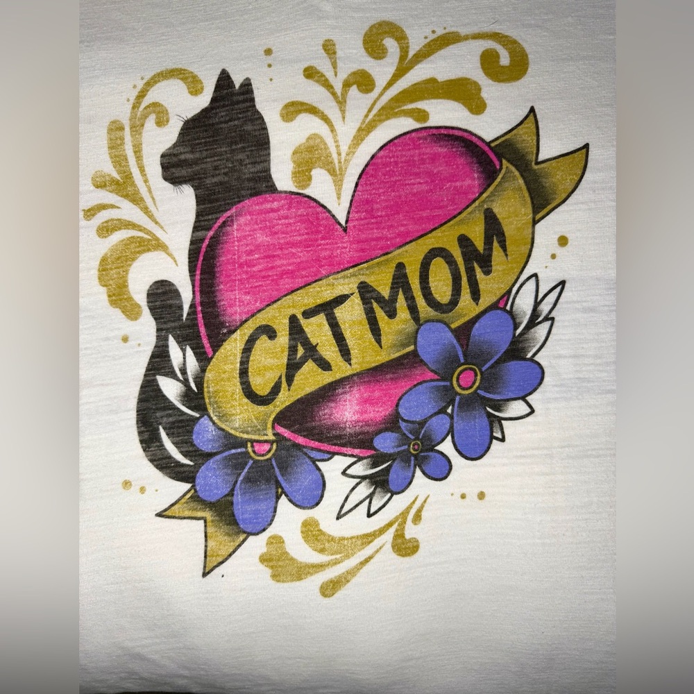 Cat Lady graphic white V-neck "Cat Mom" t-shirt w/ a vintage style retro graphic